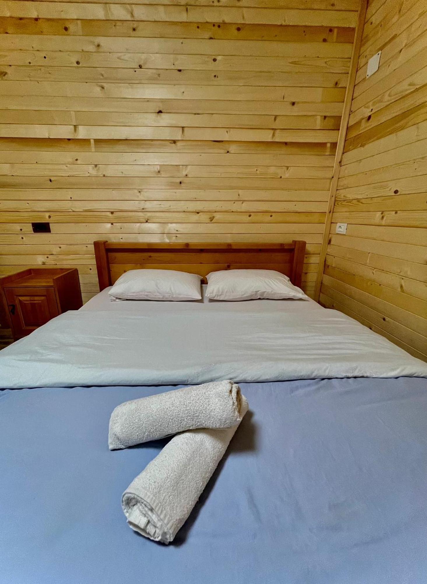 Lazer Cardaku Guesthouse Valbone Eksteriør bilde