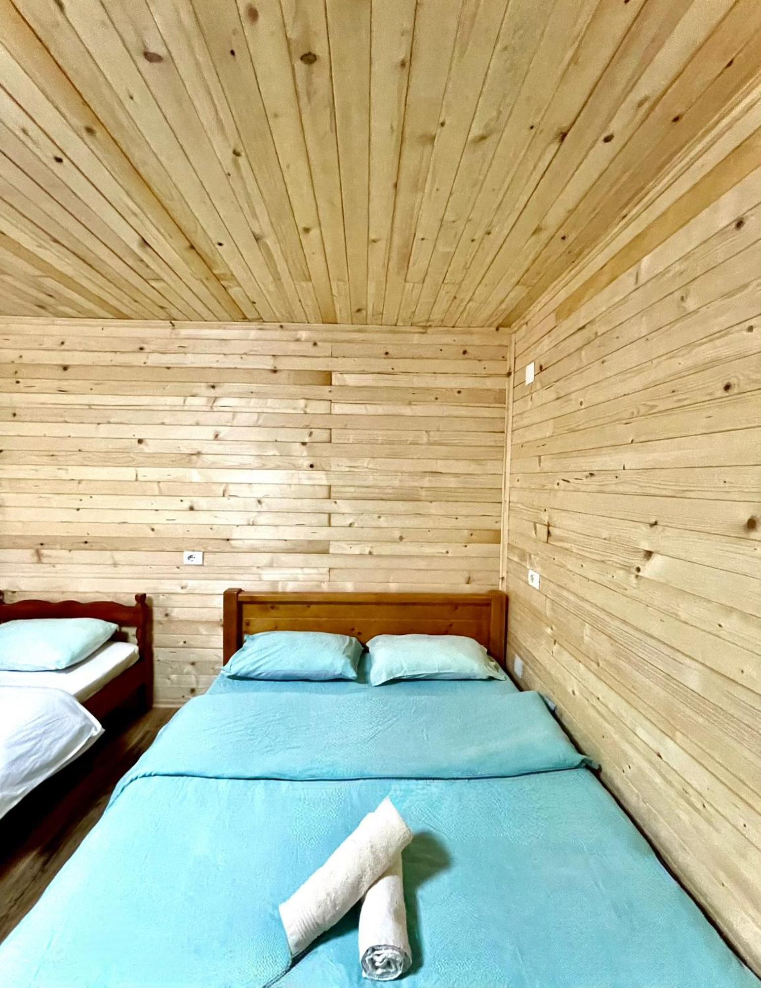 Lazer Cardaku Guesthouse Valbone Eksteriør bilde