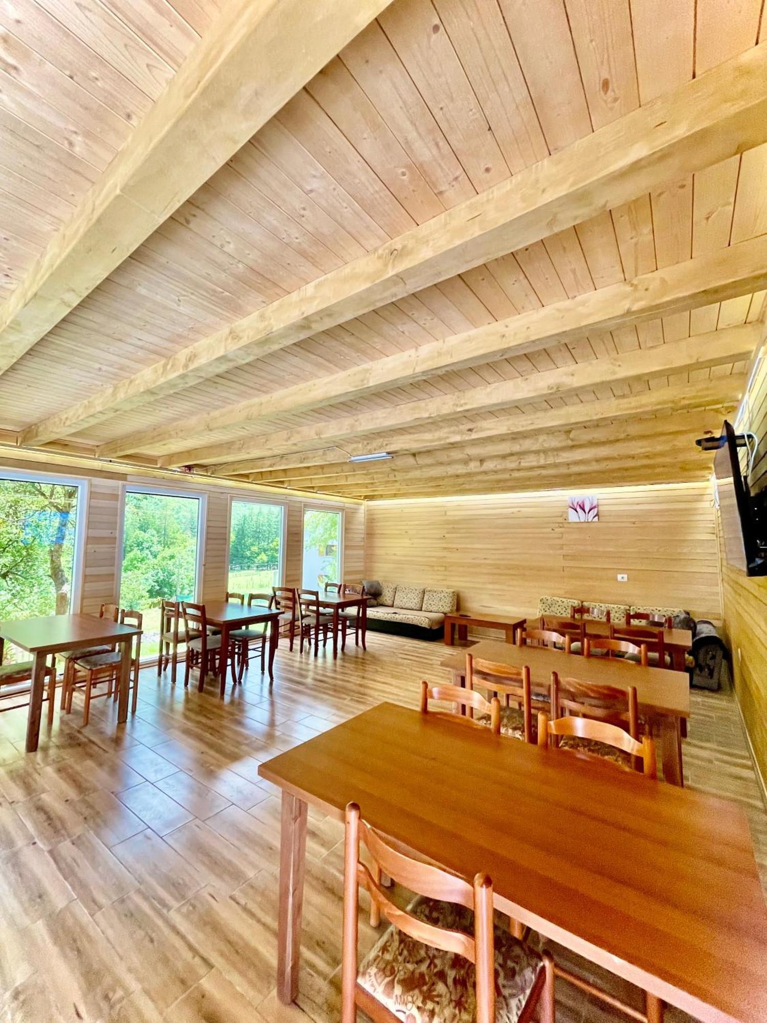 Lazer Cardaku Guesthouse Valbone Eksteriør bilde